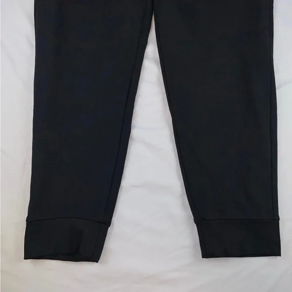 Sweats - Picture 8 of 9